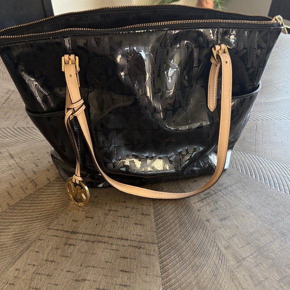 Michael Kors Shiny Black and Cream Tote - Picture 1 of 10